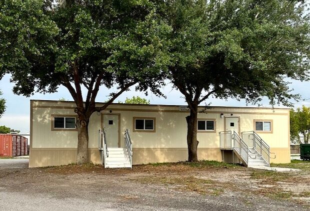 Entrance to the Orlando branch.