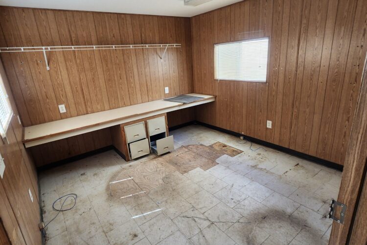 Mobile Office Interior