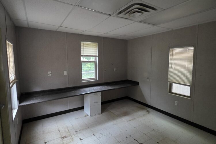 Mobile Office Interior