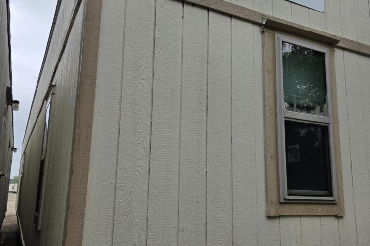 Mobile Office Exterior