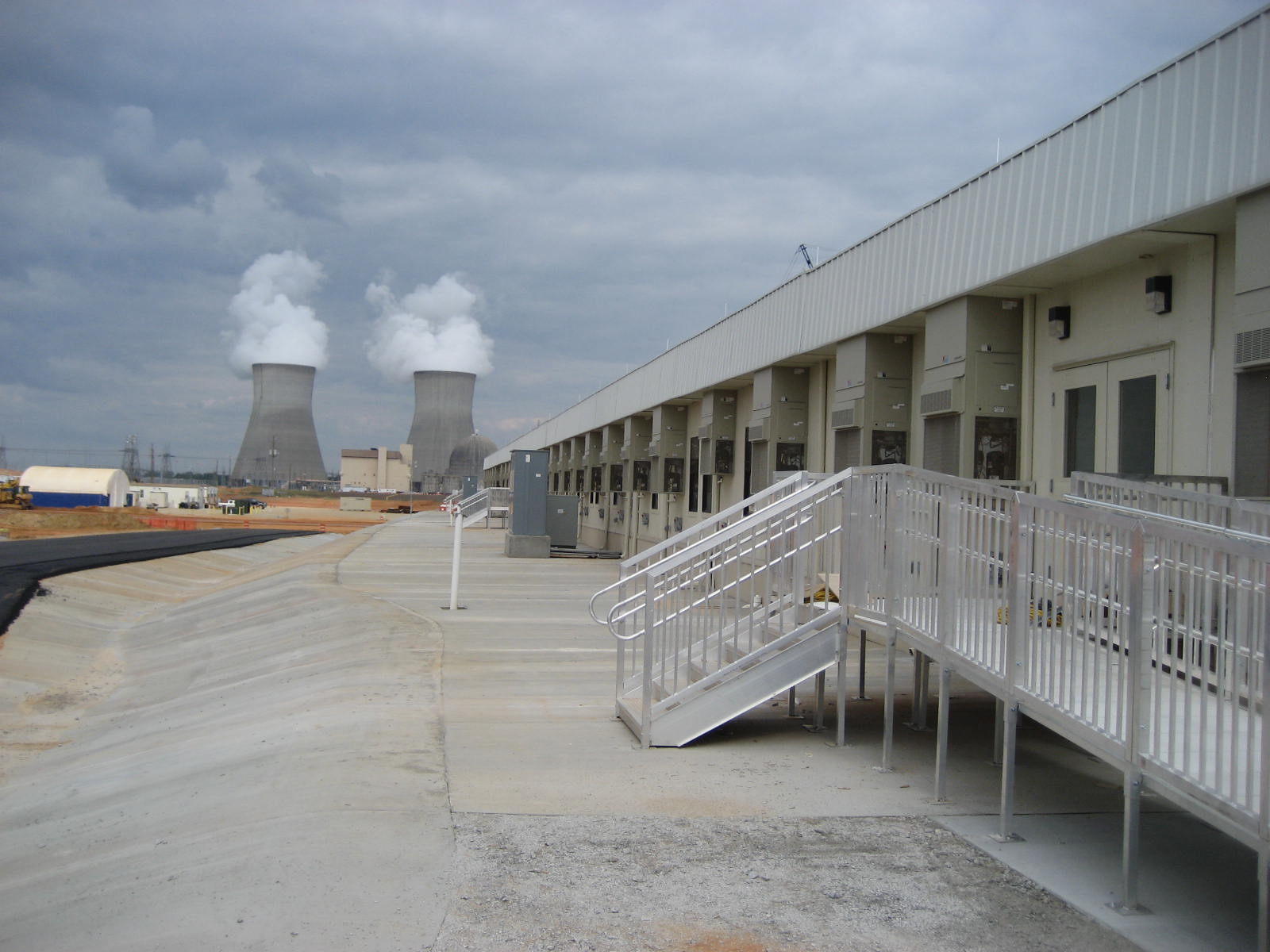 Service Module Building Industrial Mobile Offices & Modular Buildings | Satellite Shelters