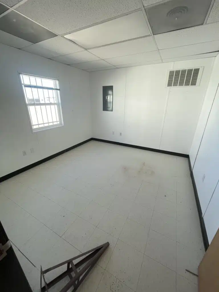 Modular Building 4011 A-E Interior