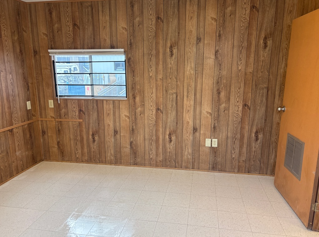 Mobile Office Interior
