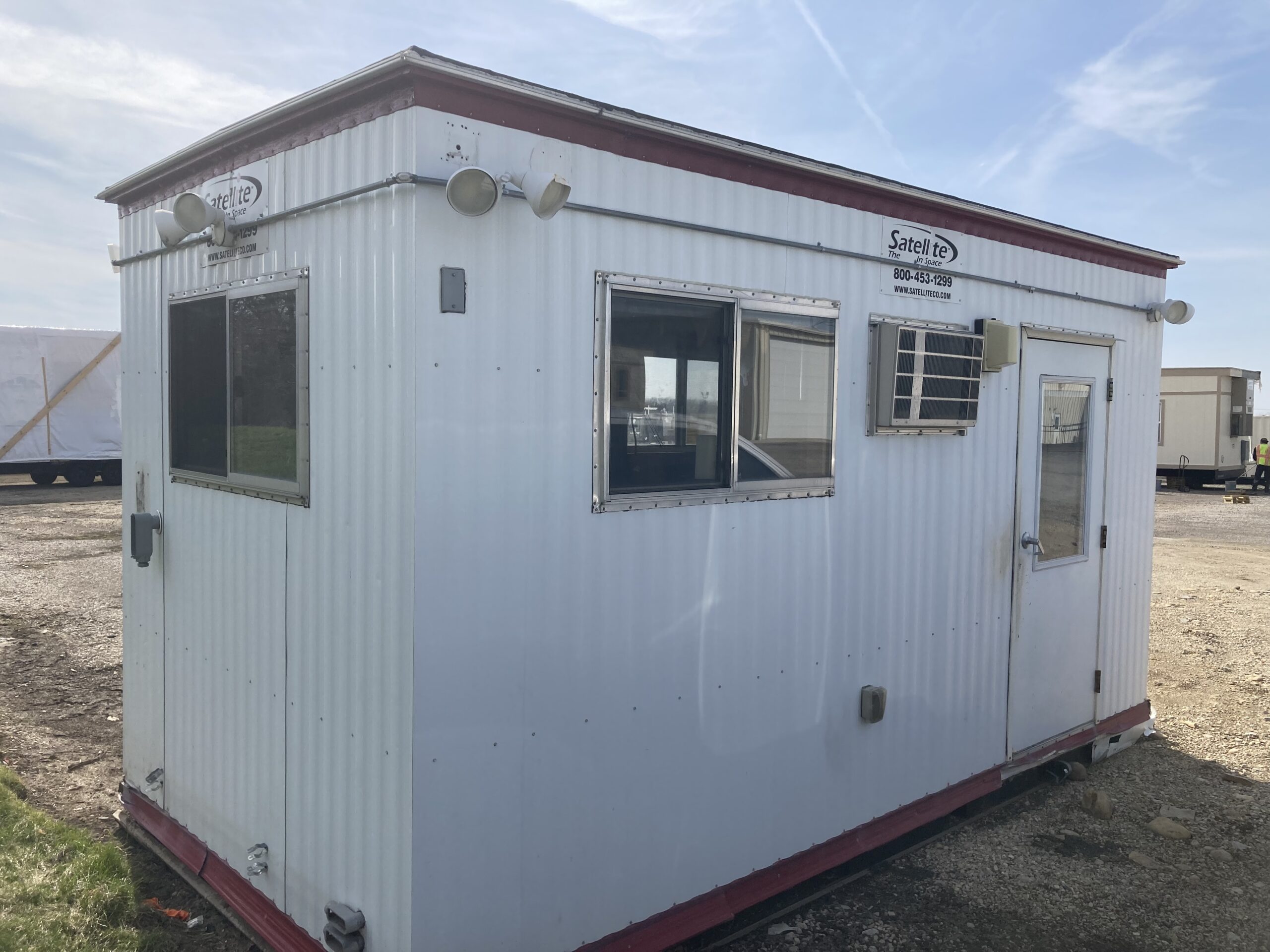 Mobile Office Exterior