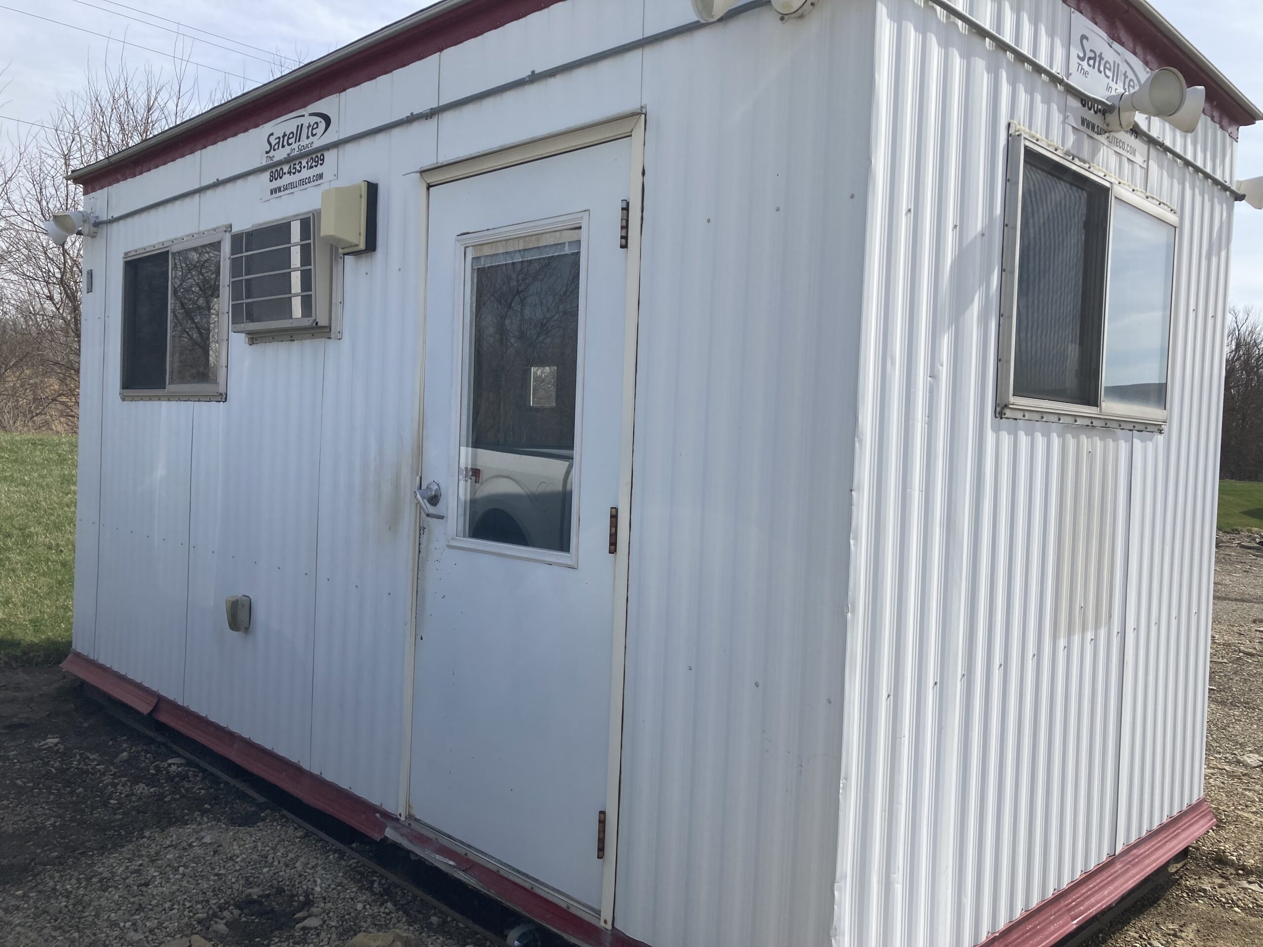 Mobile Office Exterior