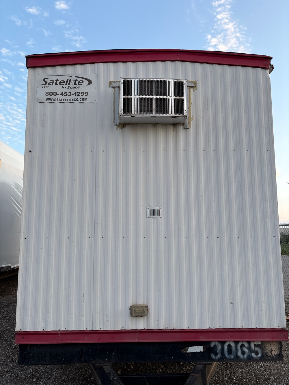 Mobile Office Exterior