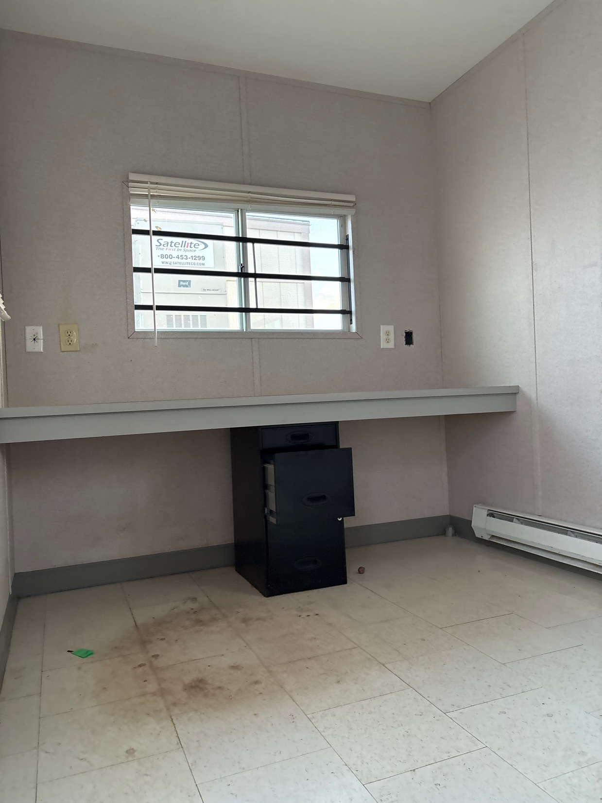Mobile Office Interior