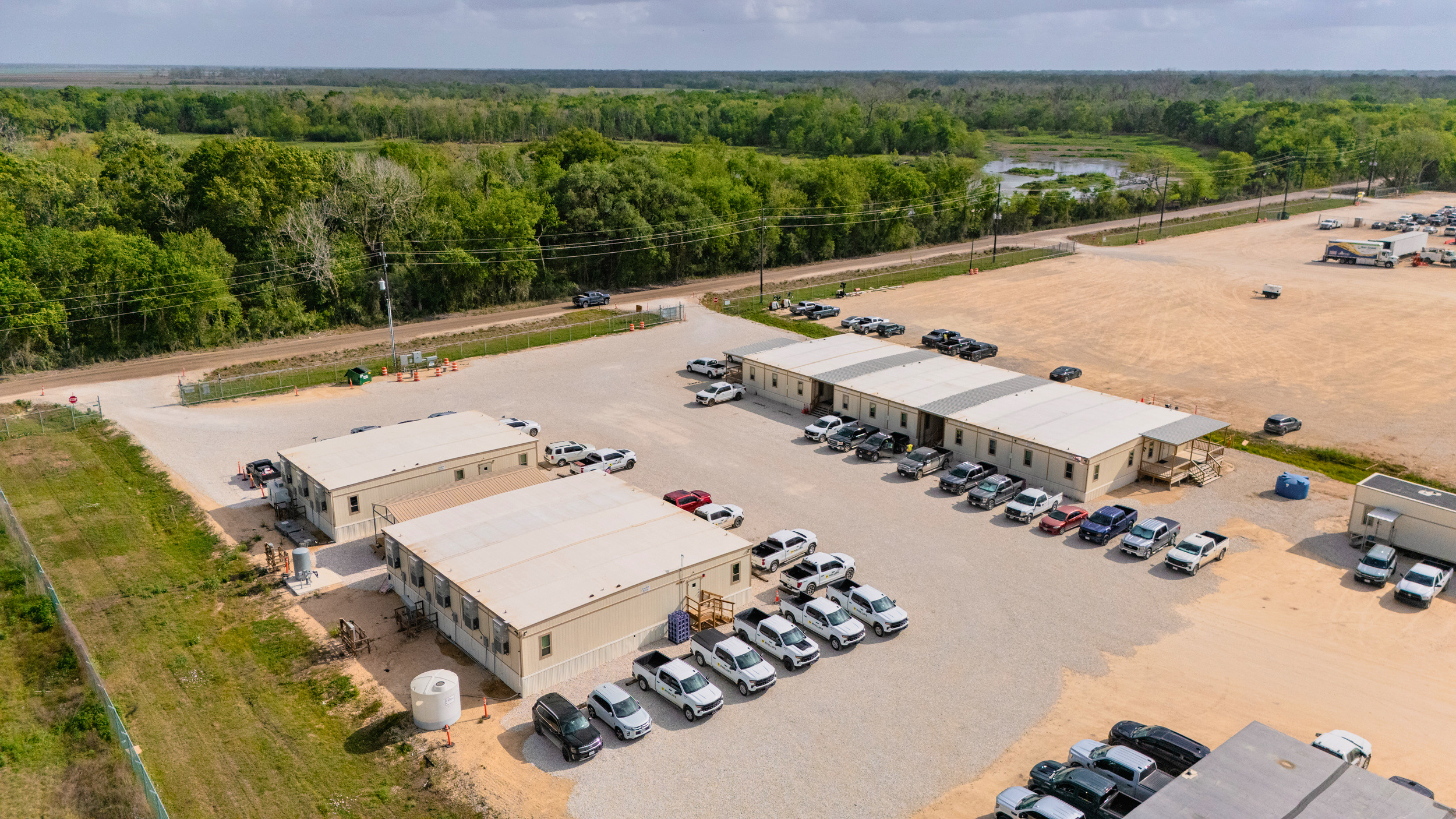 Connected Modular Jobsite Offices with Deck Access